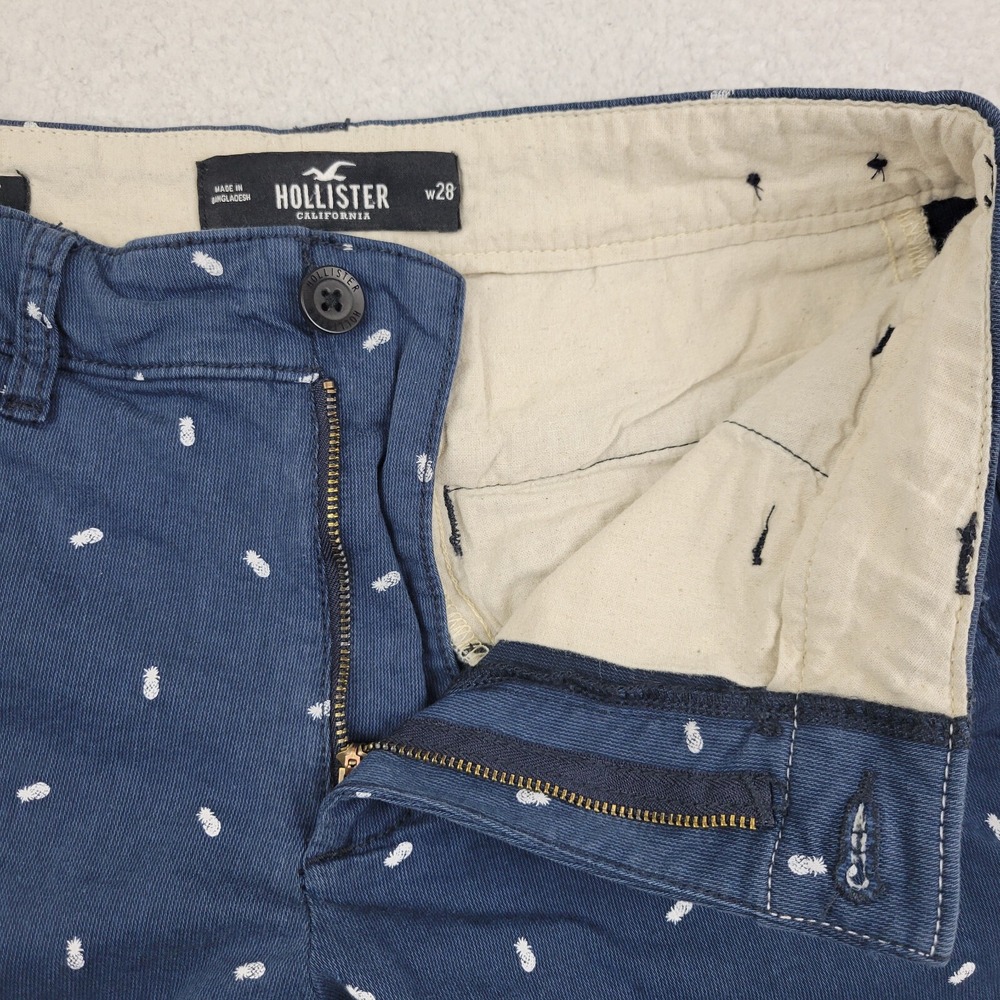 Hollister Epic Flex Flat Front Shorts Mens 28 Blue Pineapple Print 7 Inch Inseam - Picture 4 of 9